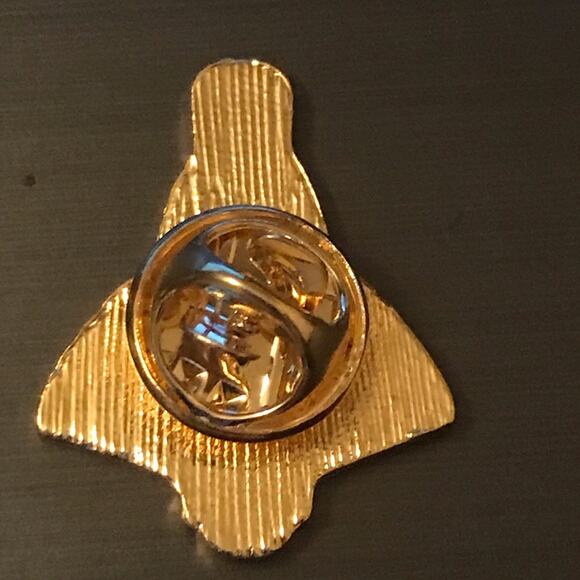 Nasa Space Ship Pin Brooch - Picture 2 of 2